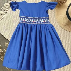 Vestido para niña con bordados elegantes_ Bordado 100% artesanal